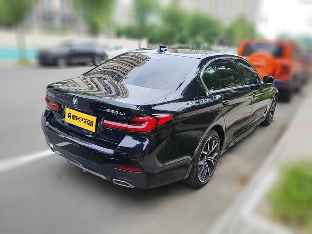 BMW 5 серии 2023 thumb 12
