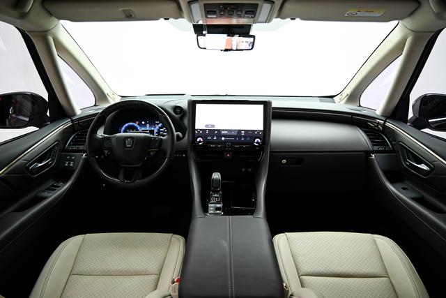 Toyota Vellfire 2023 thumb 12