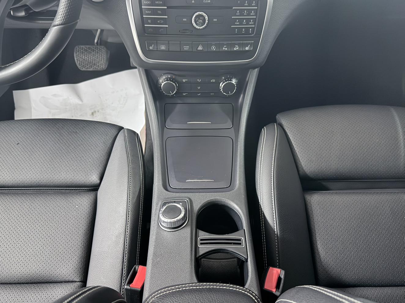 Mercedes-Benz GLA 2016 thumb 7