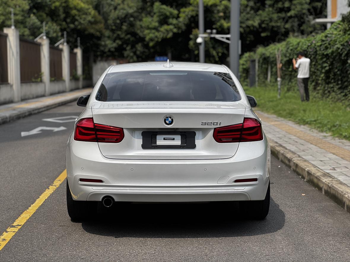 BMW 3 серии 2016 thumb 4