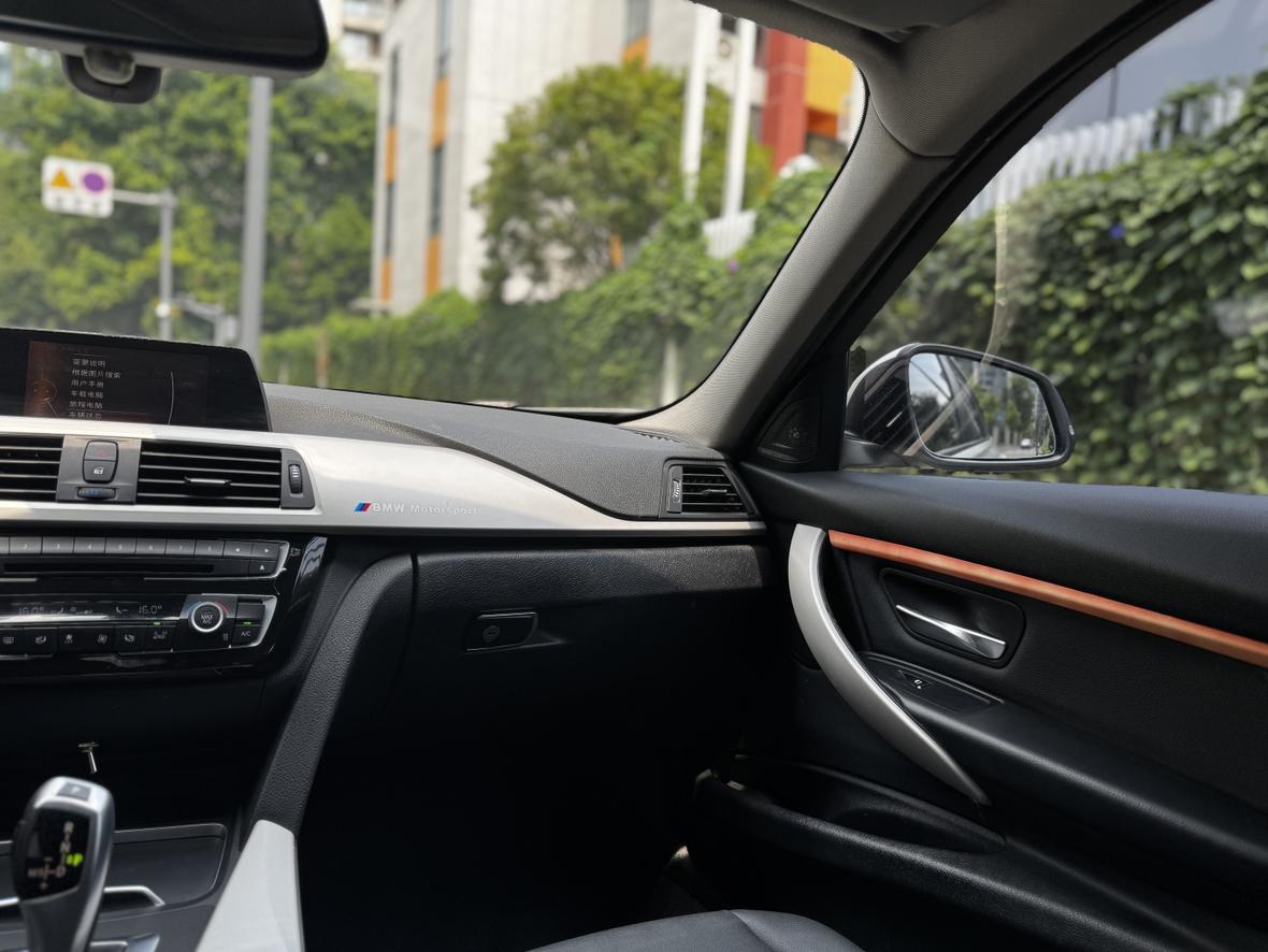BMW 3 серии 2016 thumb 10