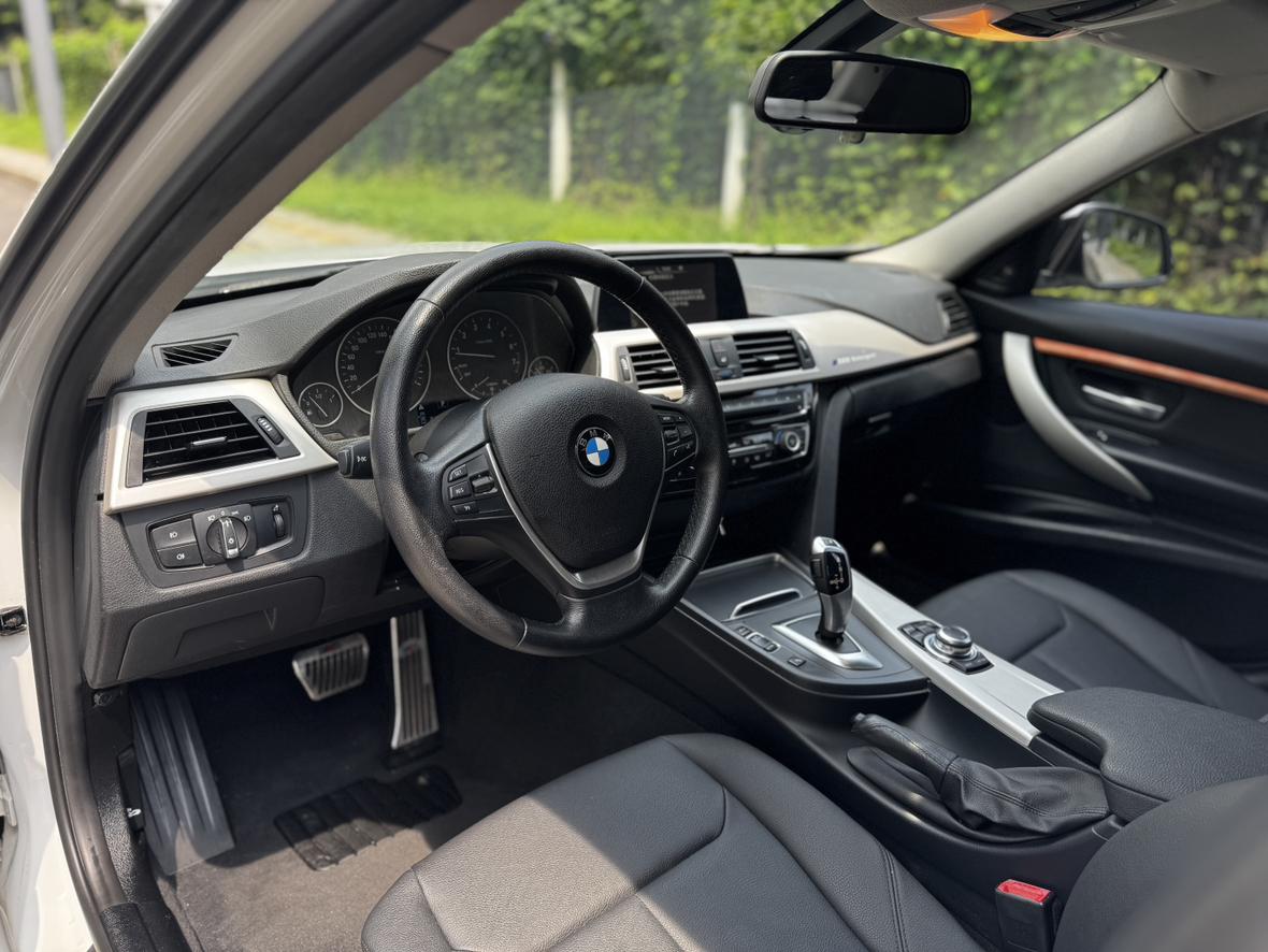 BMW 3 серии 2016 thumb 11