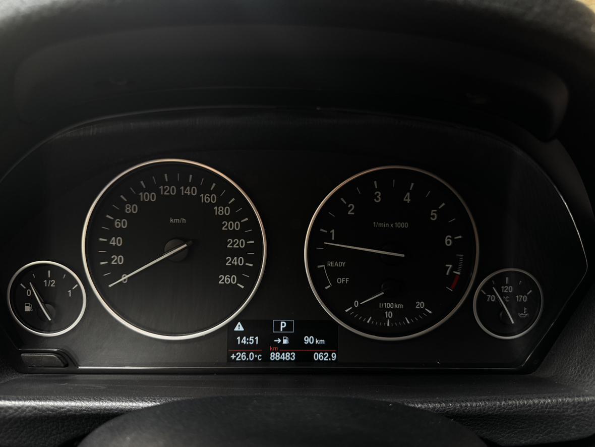 BMW 3 серии 2016 thumb 12