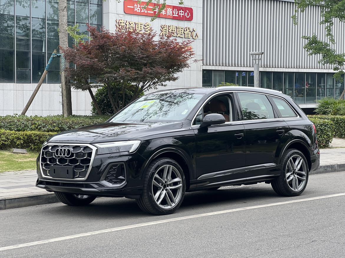 Audi Q7 2024 thumb 11