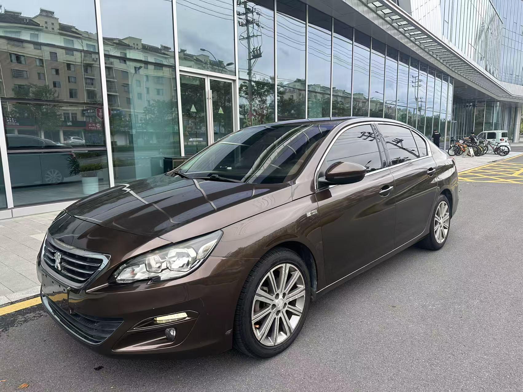 Peugeot 408 2015 thumb 8