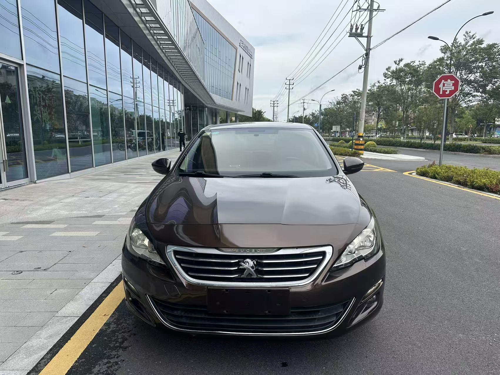 Peugeot 408 2015 thumb 9