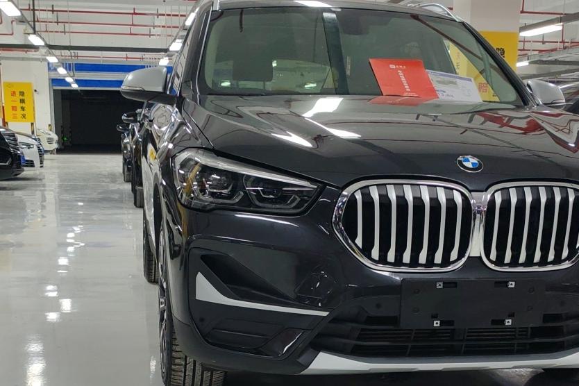 BMW X1 2021 thumb 4