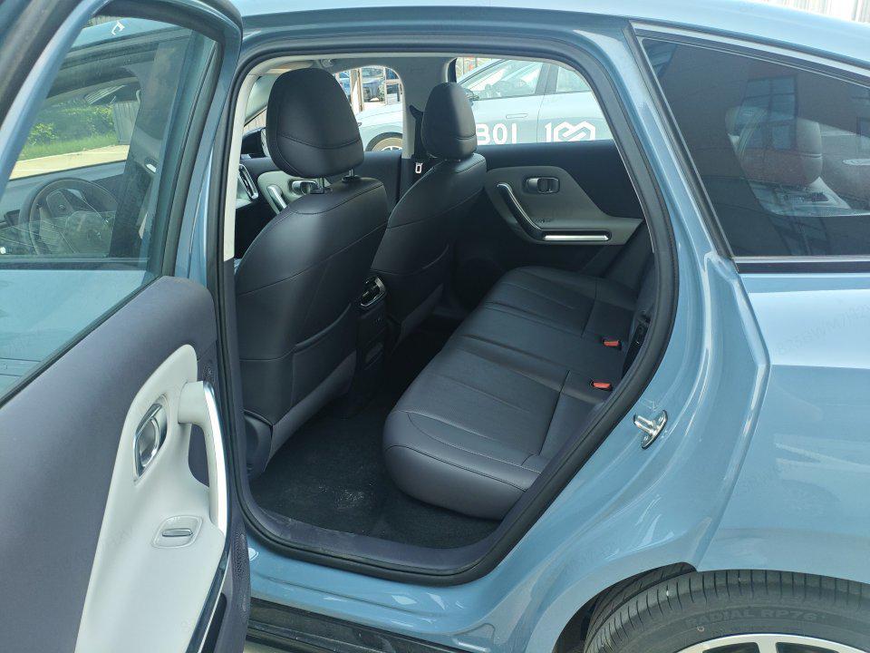 Leapmotor B01 2025 thumb 7