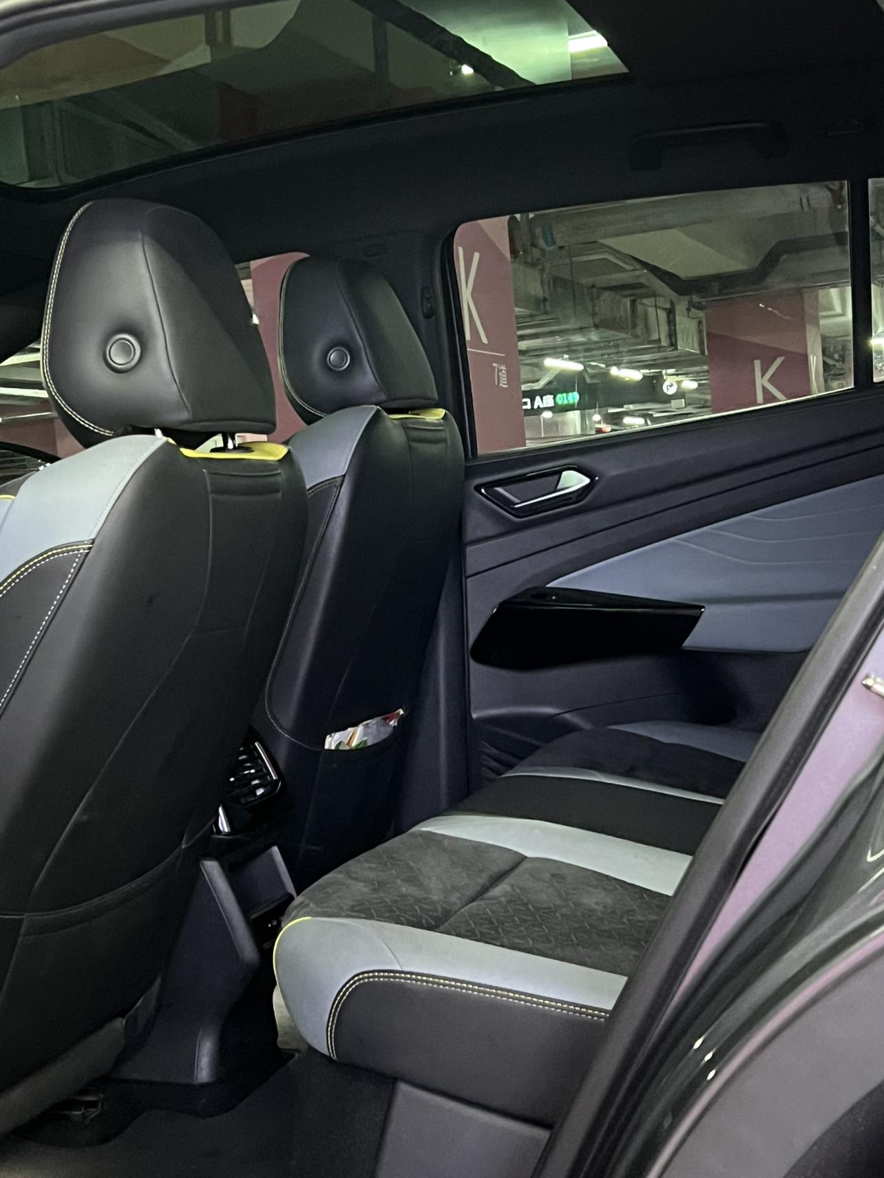 Volkswagen ID.4 2022 thumb 9