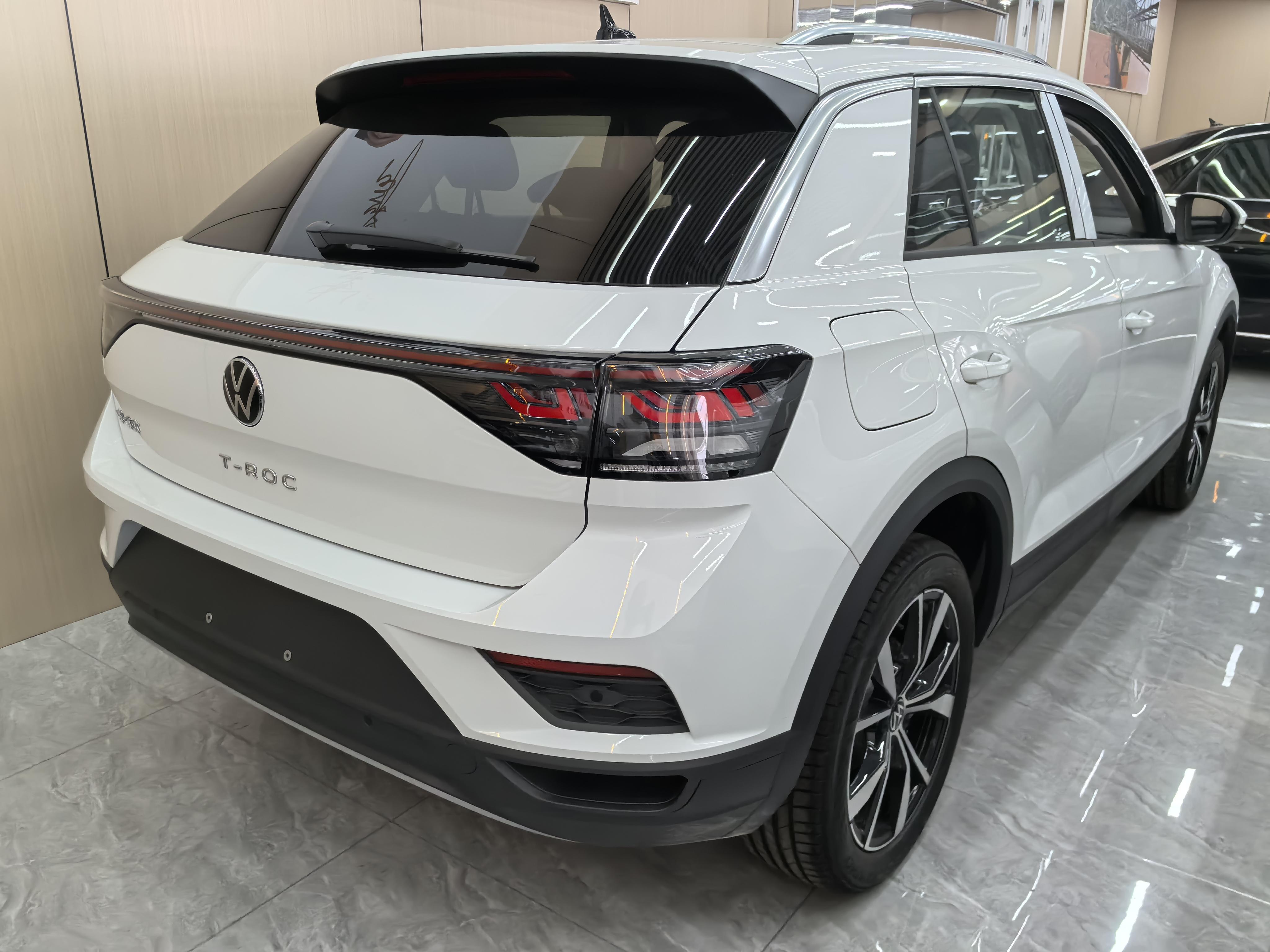 Volkswagen T-Roc 2025 thumb 4