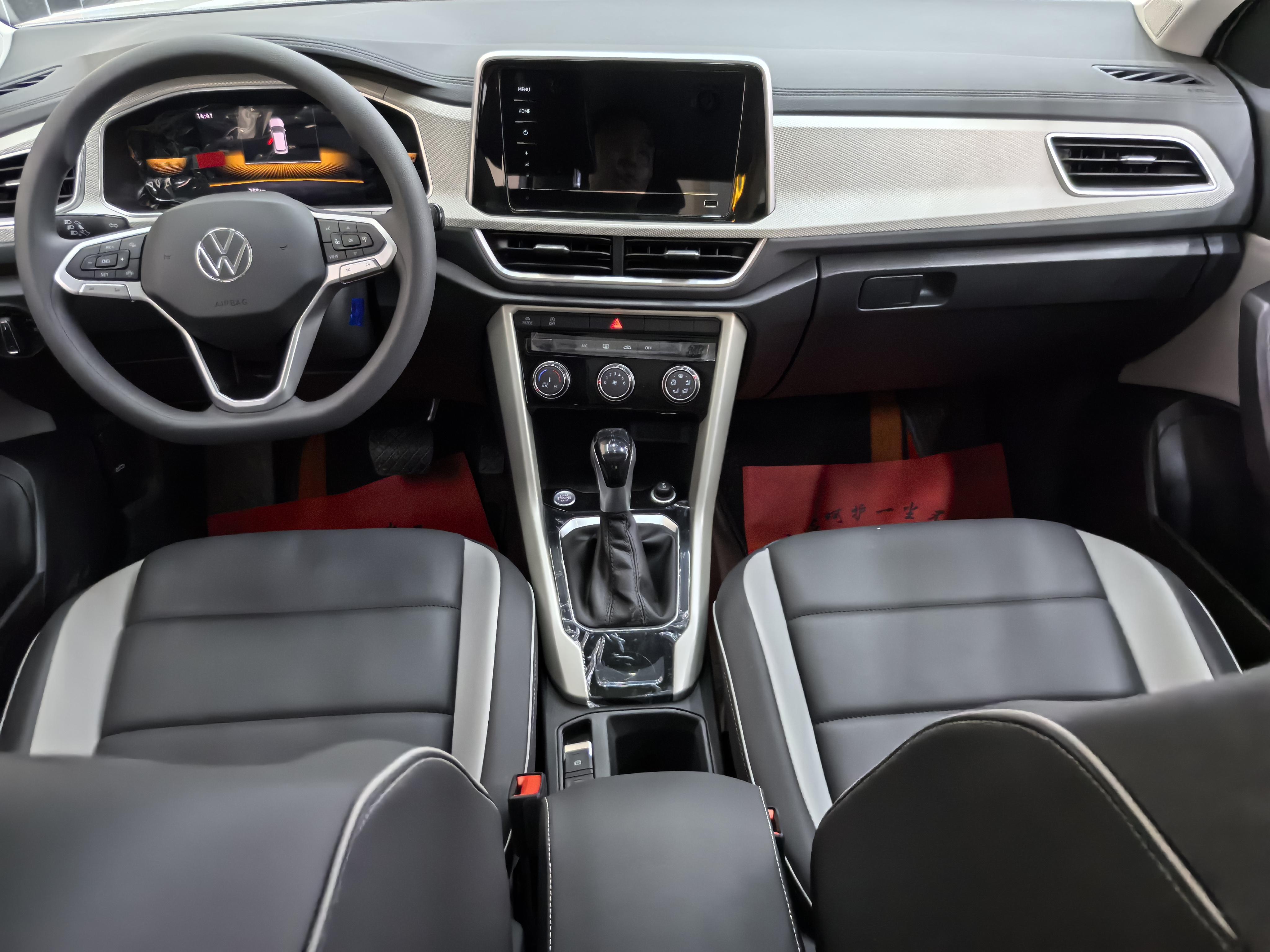 Volkswagen T-Roc 2025 thumb 5