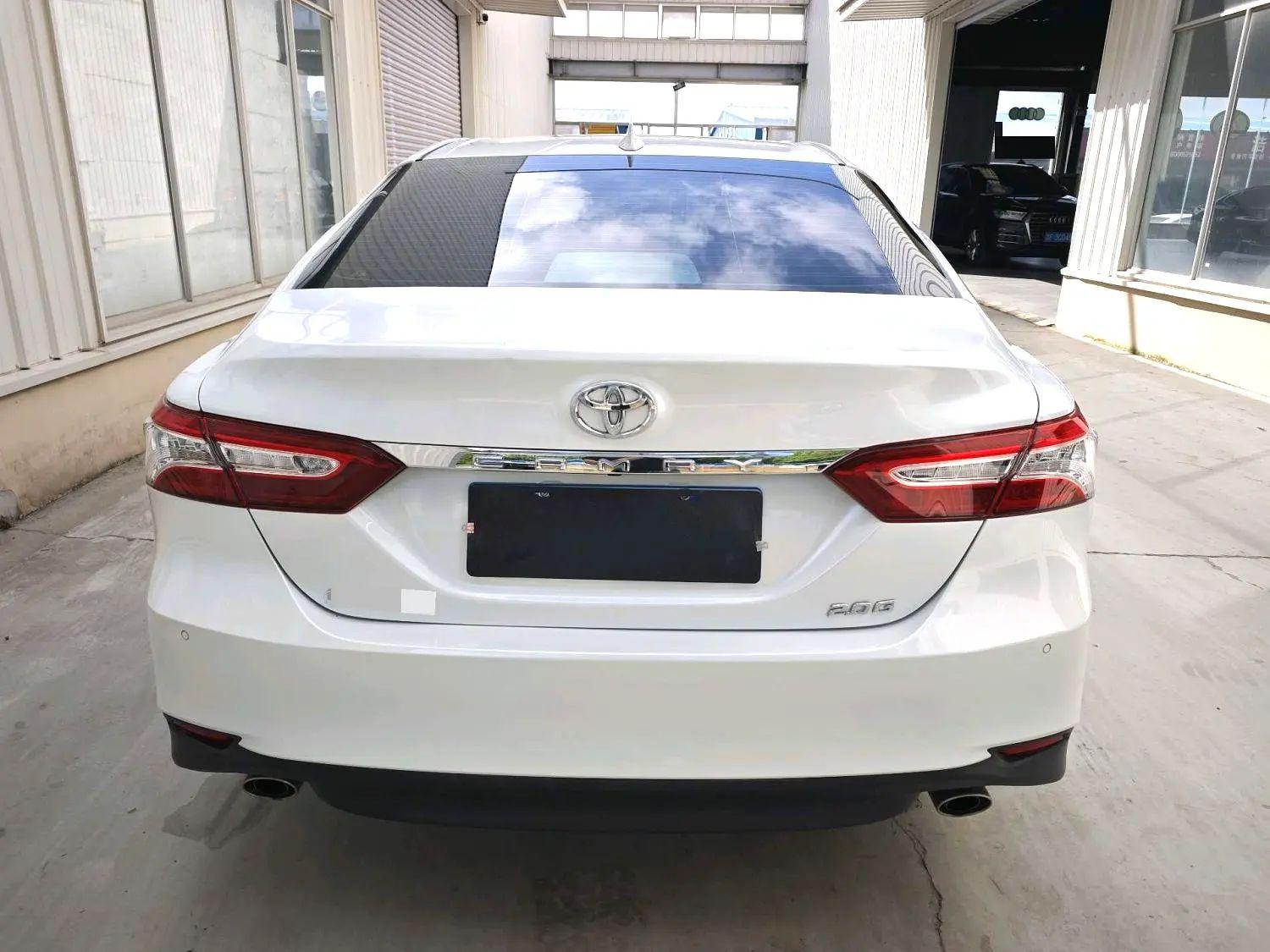 Toyota Camry 2021 thumb 3