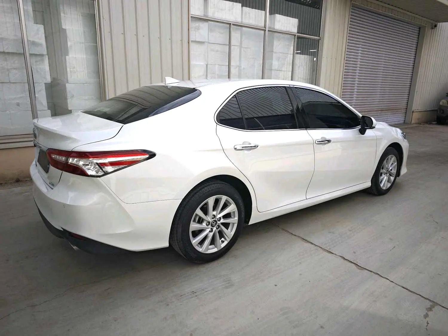 Toyota Camry 2021 thumb 4