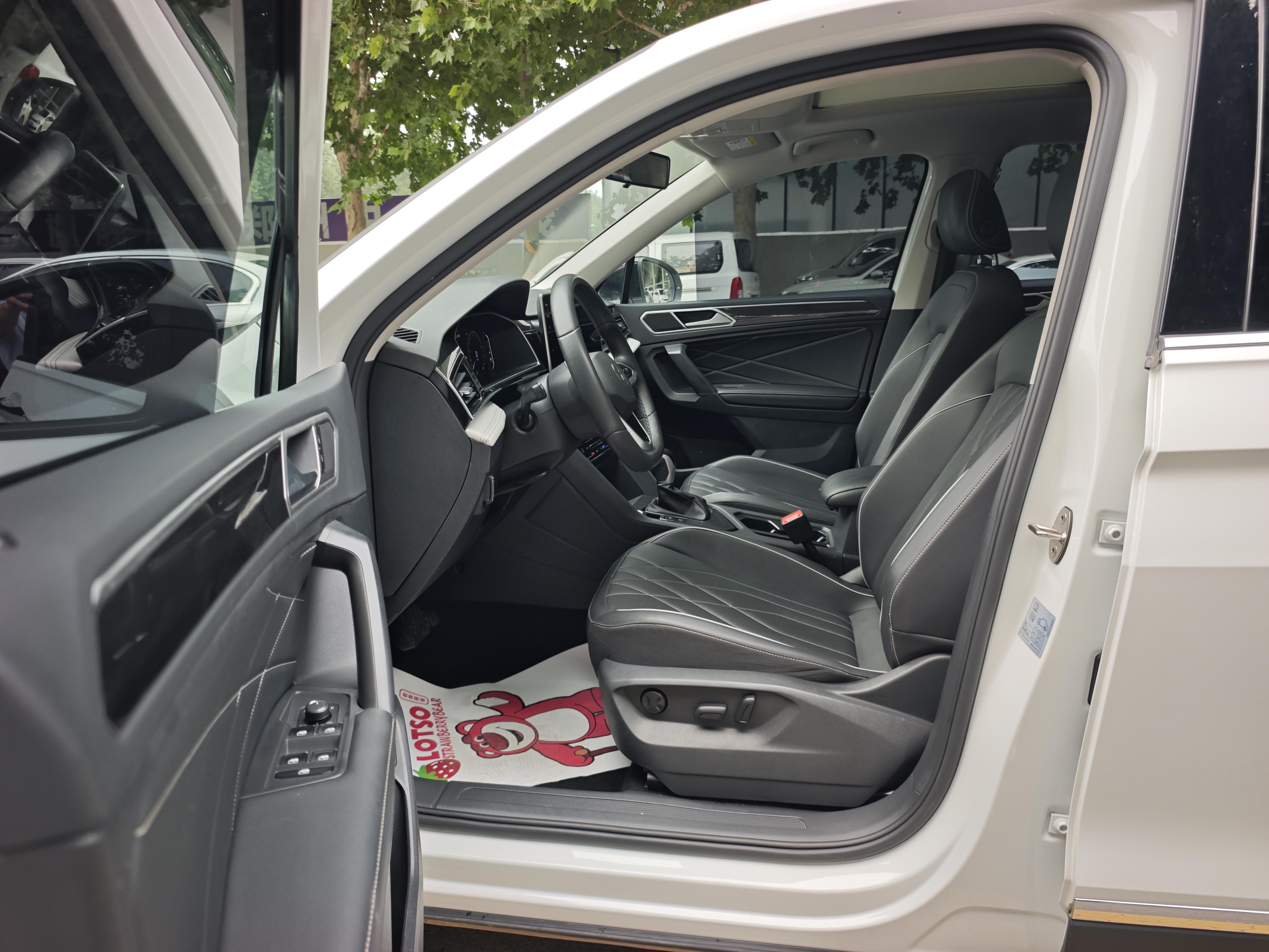 Volkswagen Tiguan 2024 thumb 5