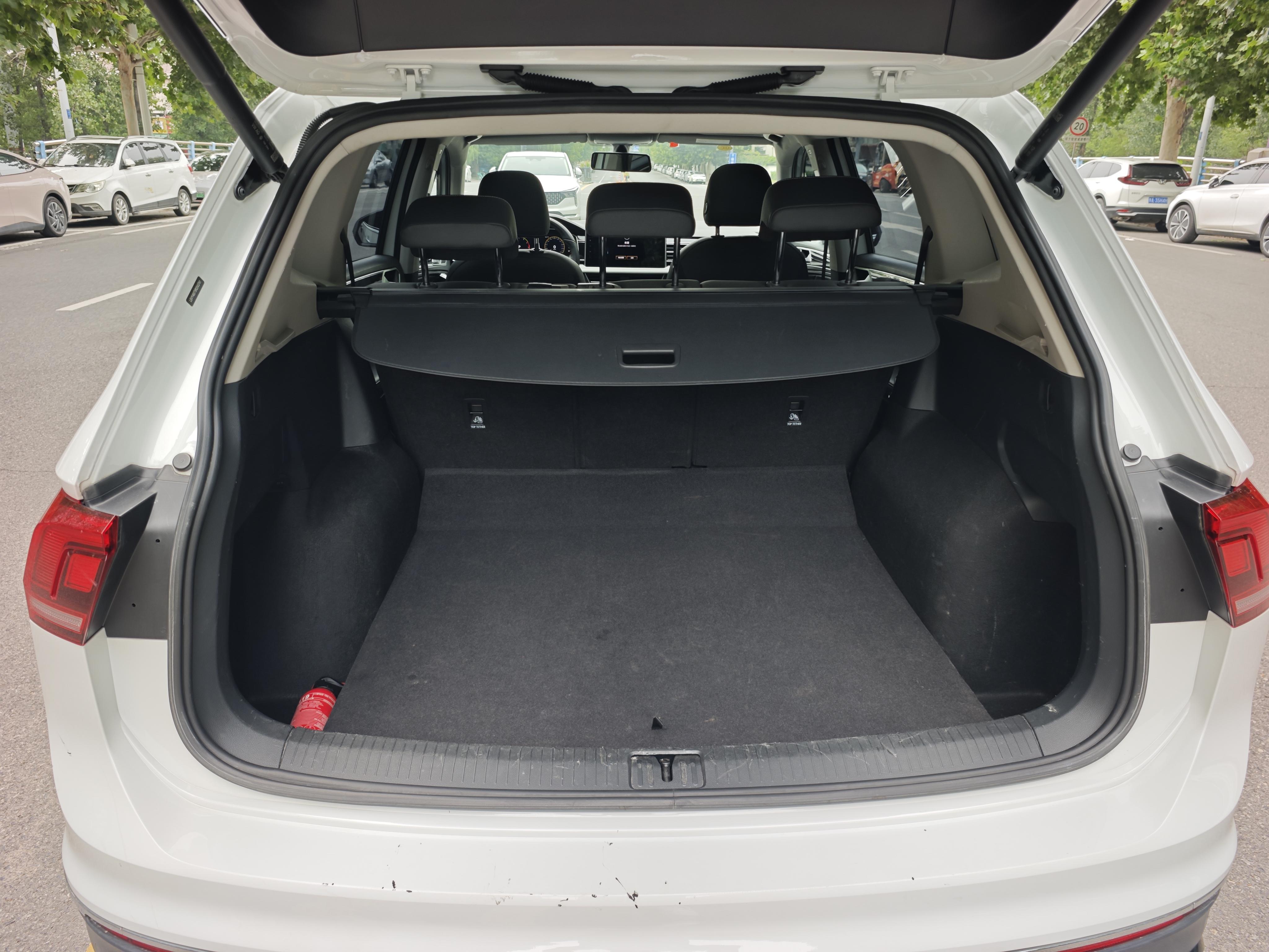 Volkswagen Tiguan 2024 thumb 7