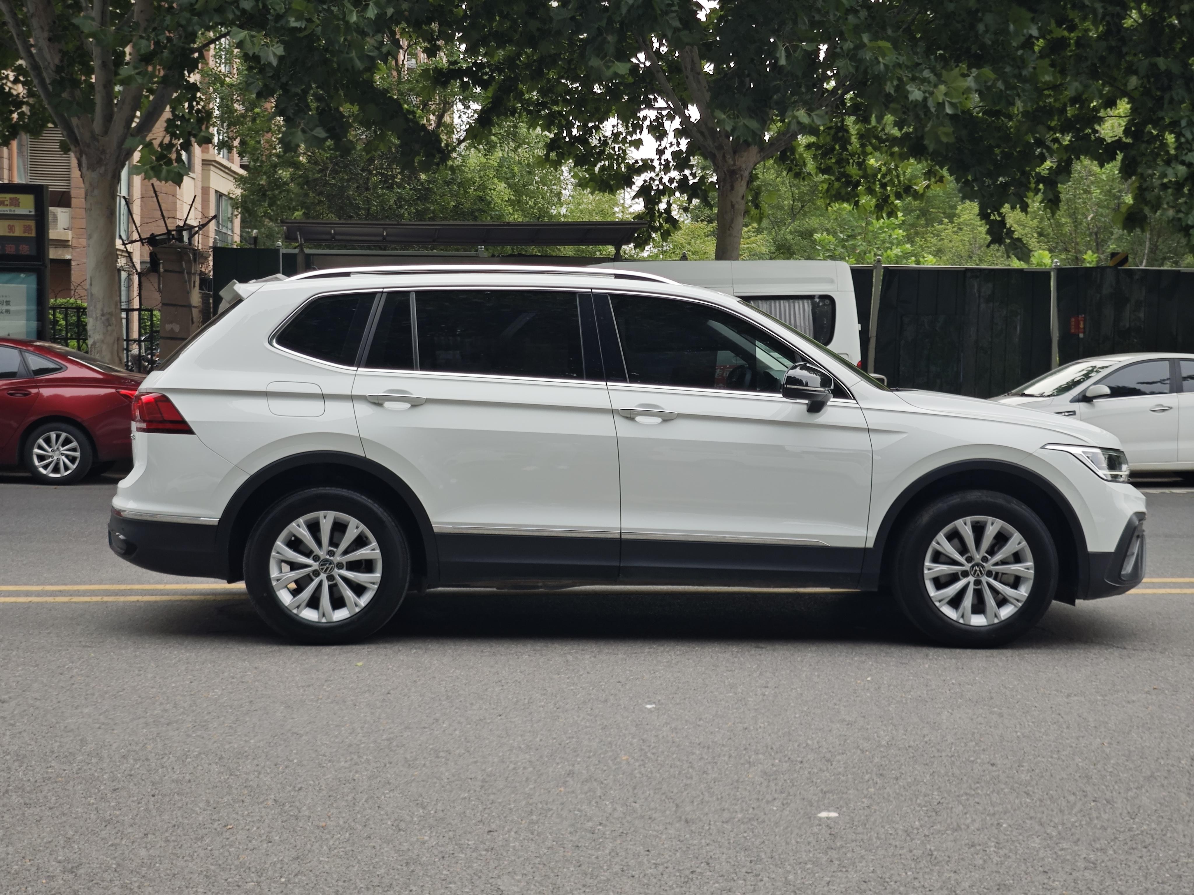Volkswagen Tiguan 2024 thumb 11
