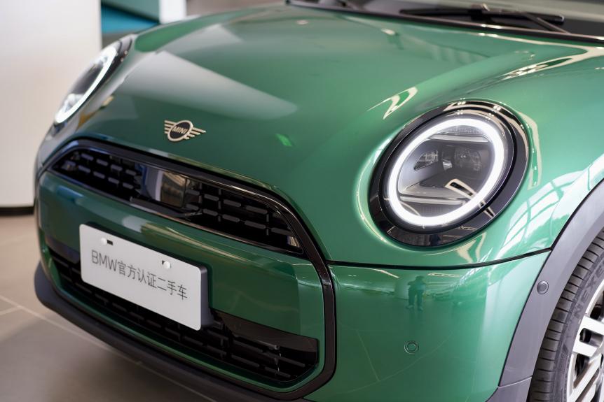 Mini Hatch 2025 thumb 3