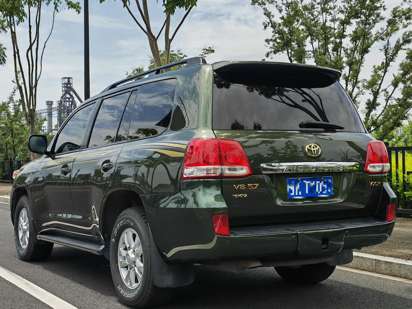 Toyota Land Cruiser 2010 thumb 3