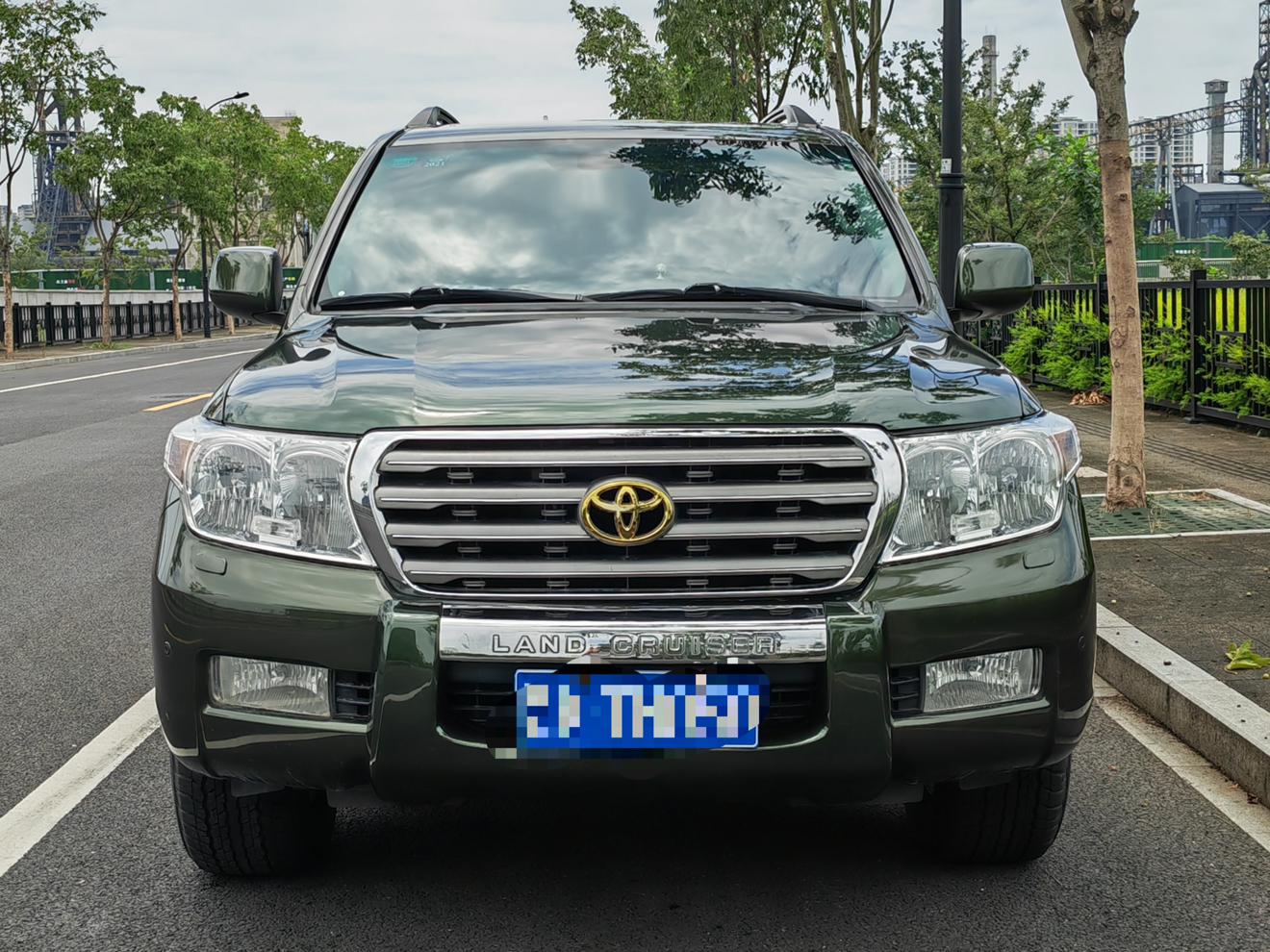 Toyota Land Cruiser 2010 thumb 10