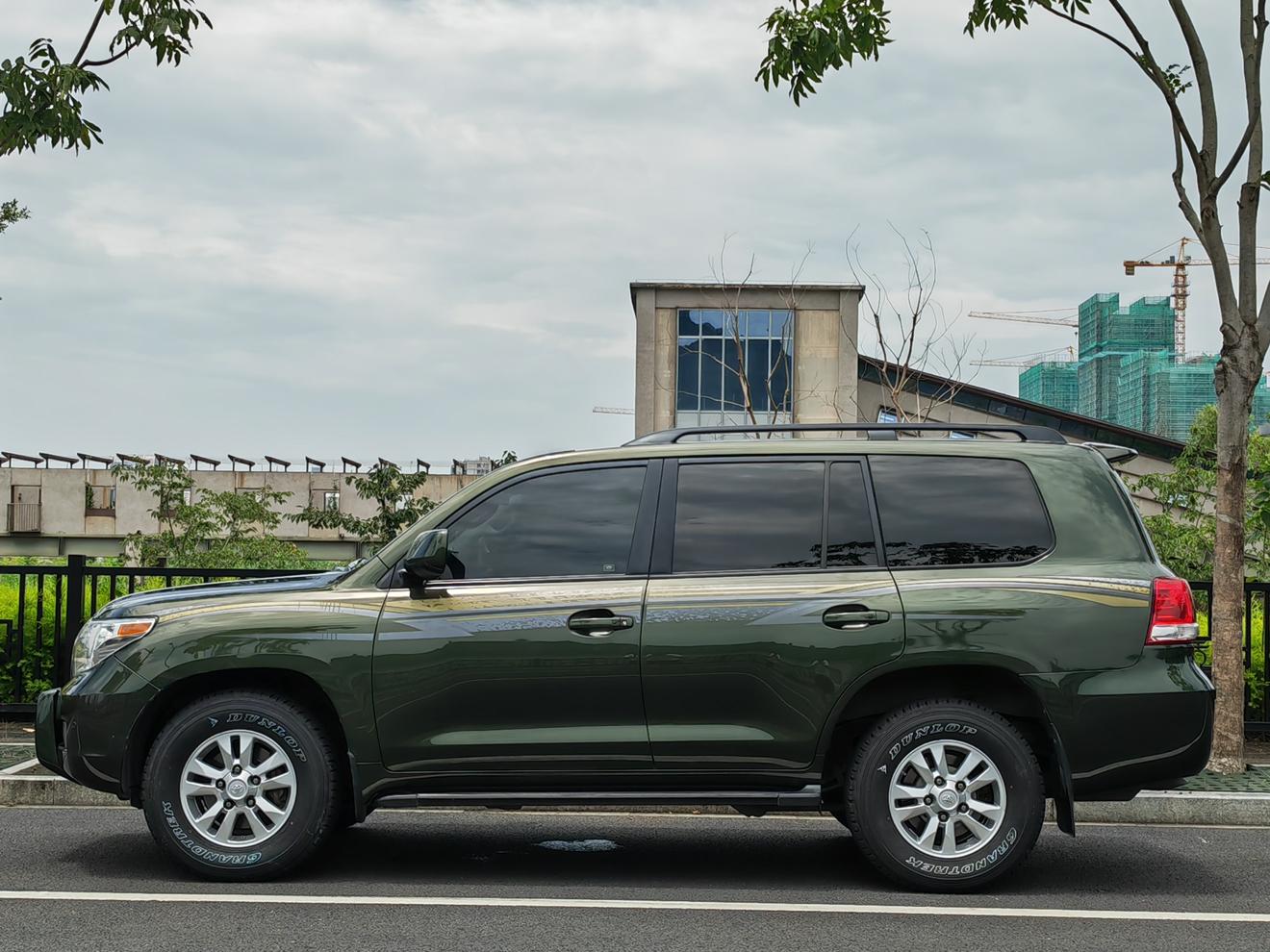 Toyota Land Cruiser 2010 thumb 12