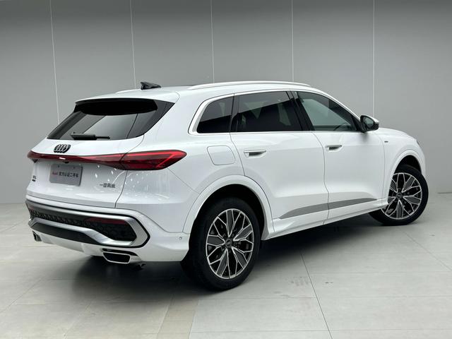 Audi Q5 2026 thumb 2