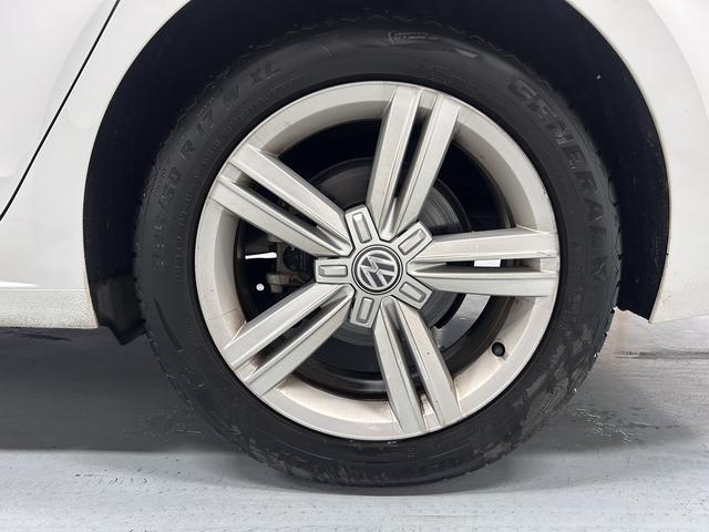 Volkswagen Lamando 2015 thumb 7