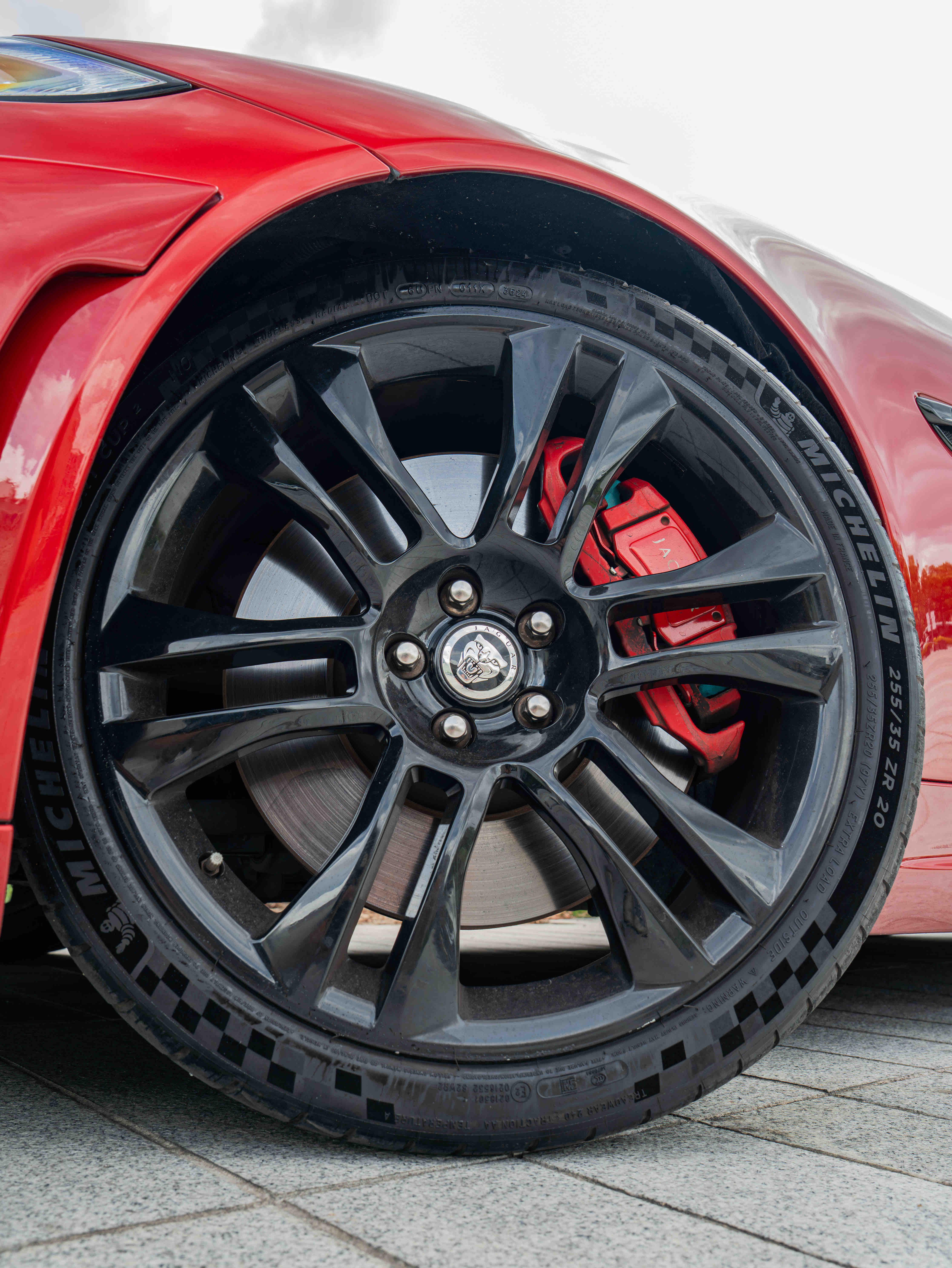 Jaguar XK 2012 thumb 6