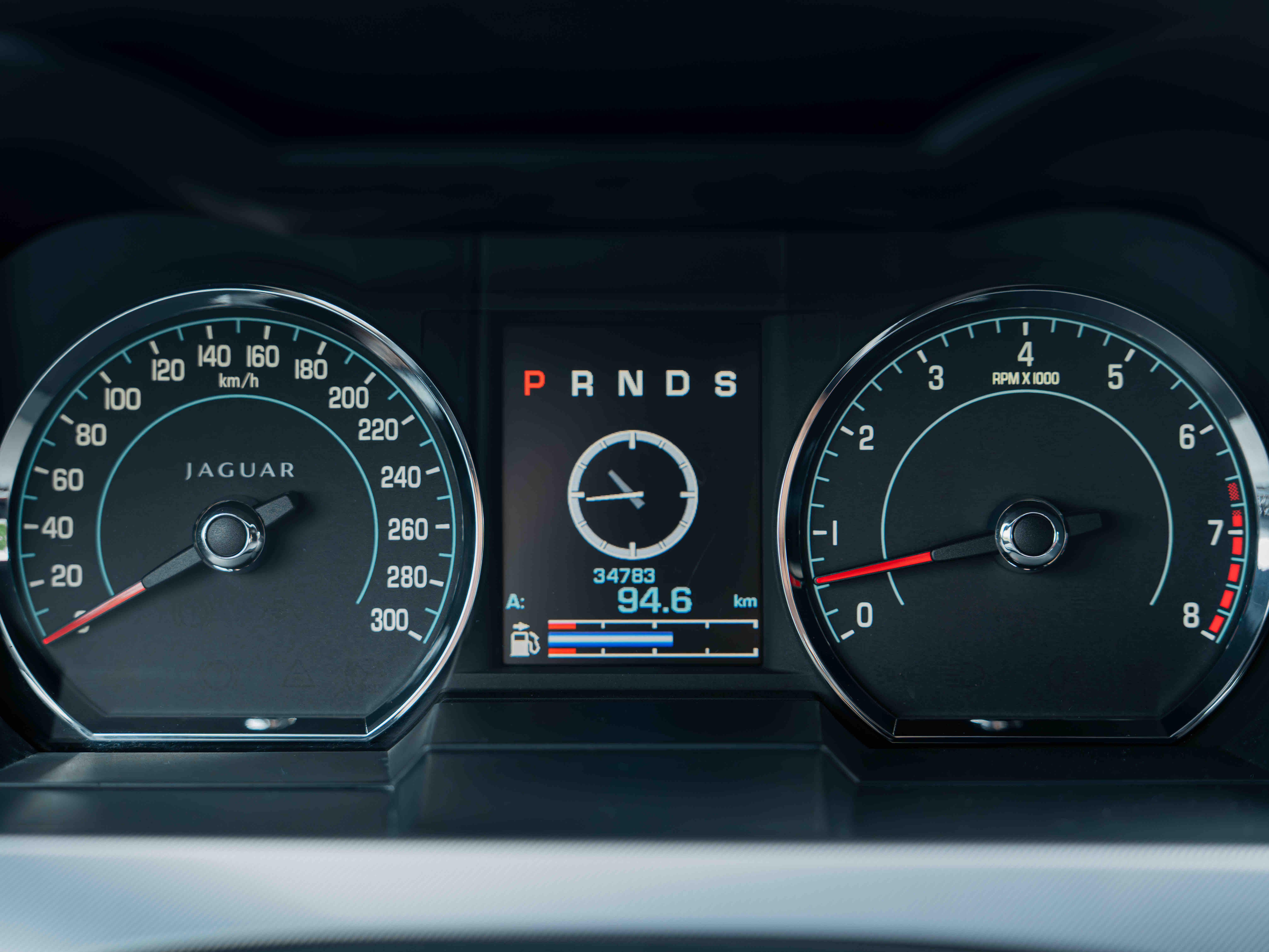 Jaguar XK 2012 thumb 11