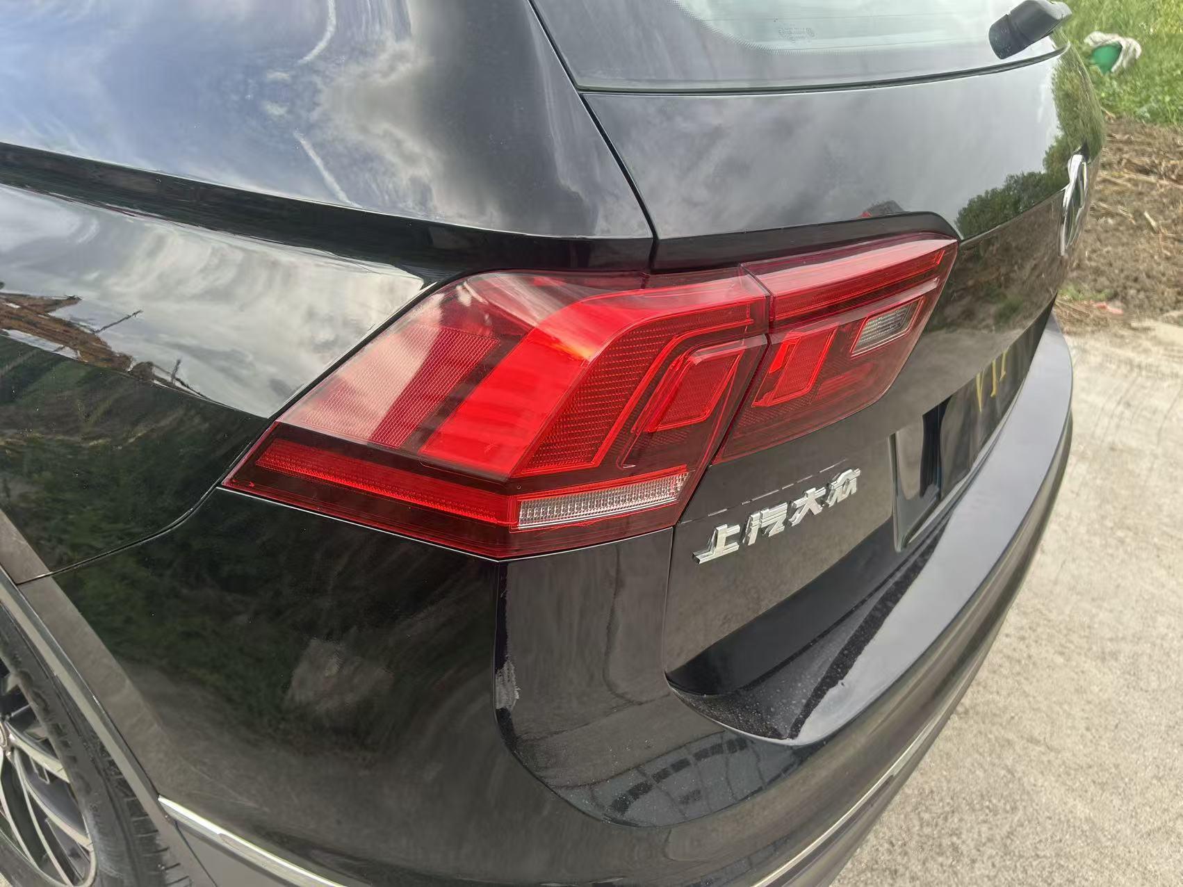 Volkswagen Tiguan 2018 thumb 5