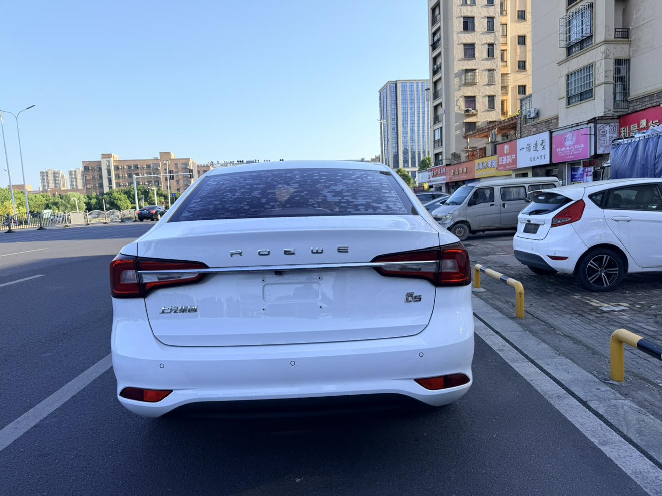Roewe i5 2020 thumb 4