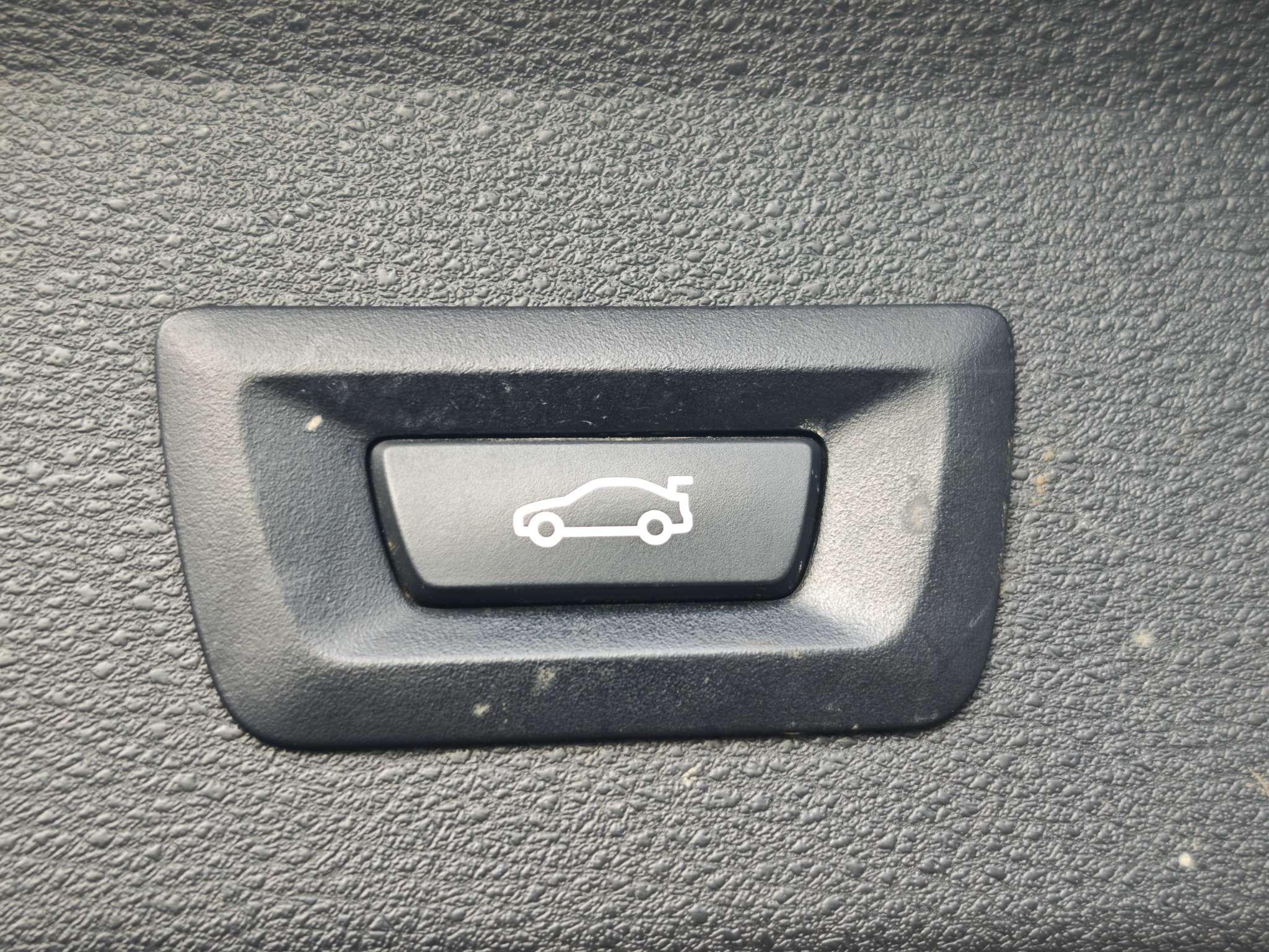 BMW X1 2019 thumb 8