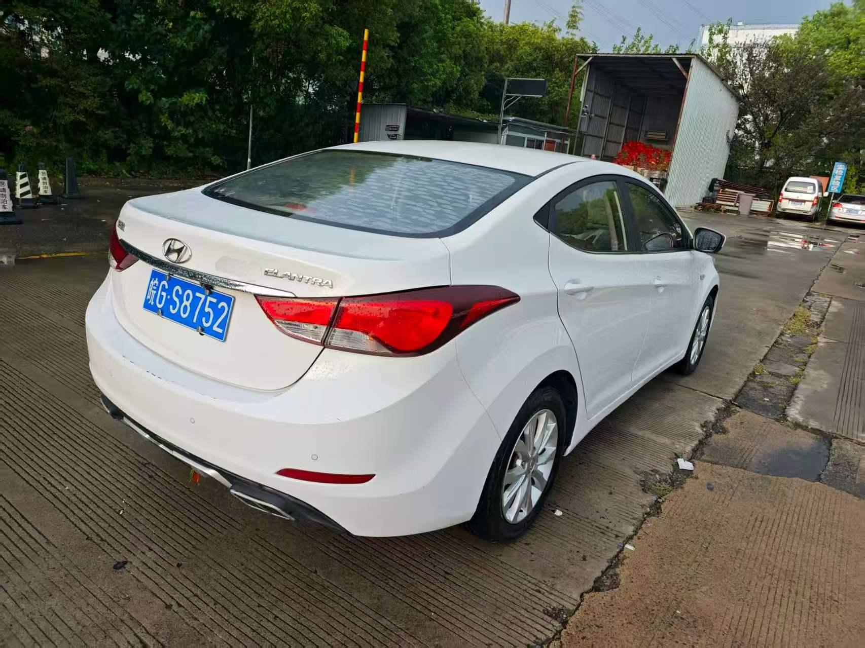 Hyundai Elantra 2016 thumb 4