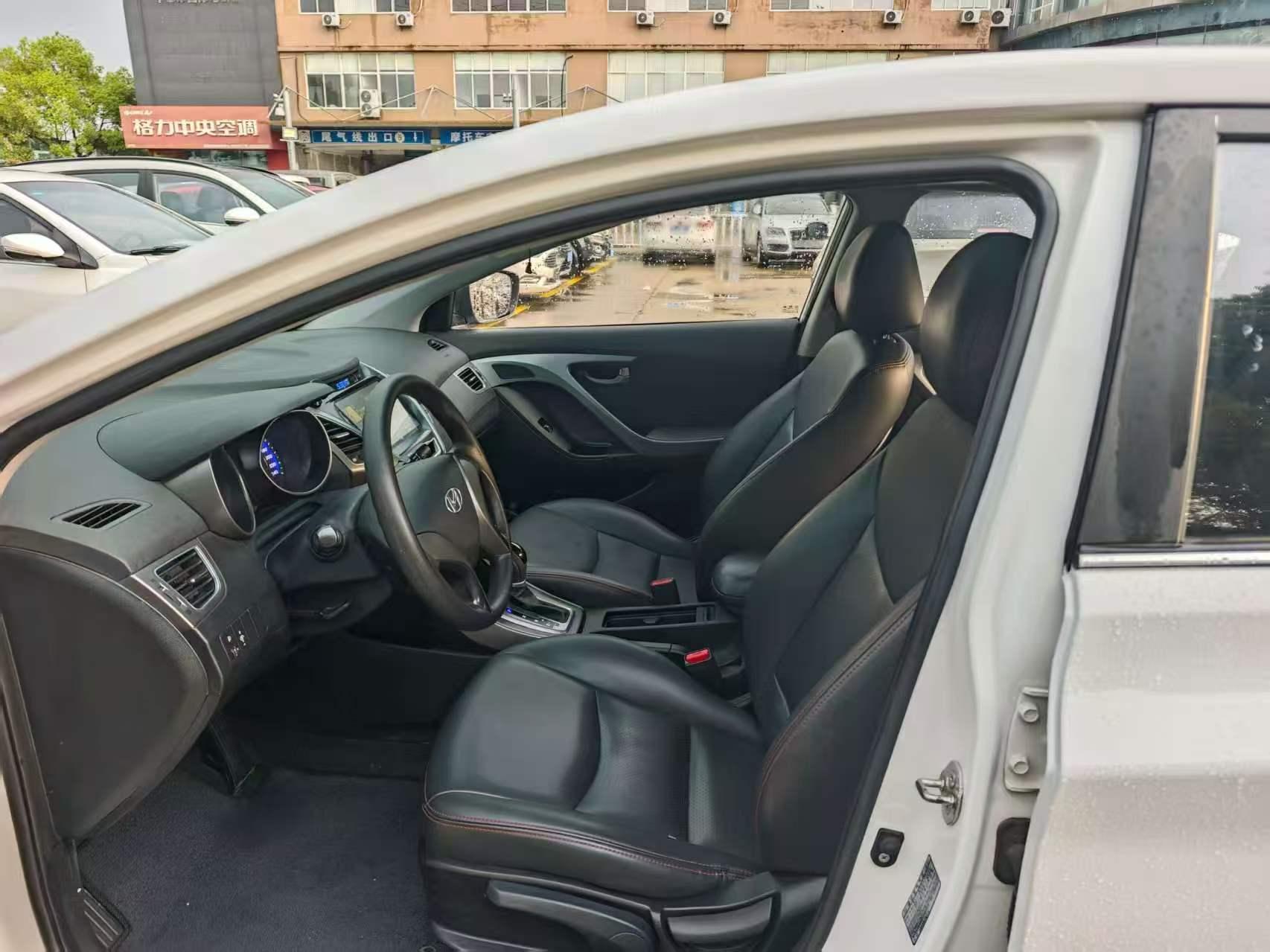 Hyundai Elantra 2016 thumb 6