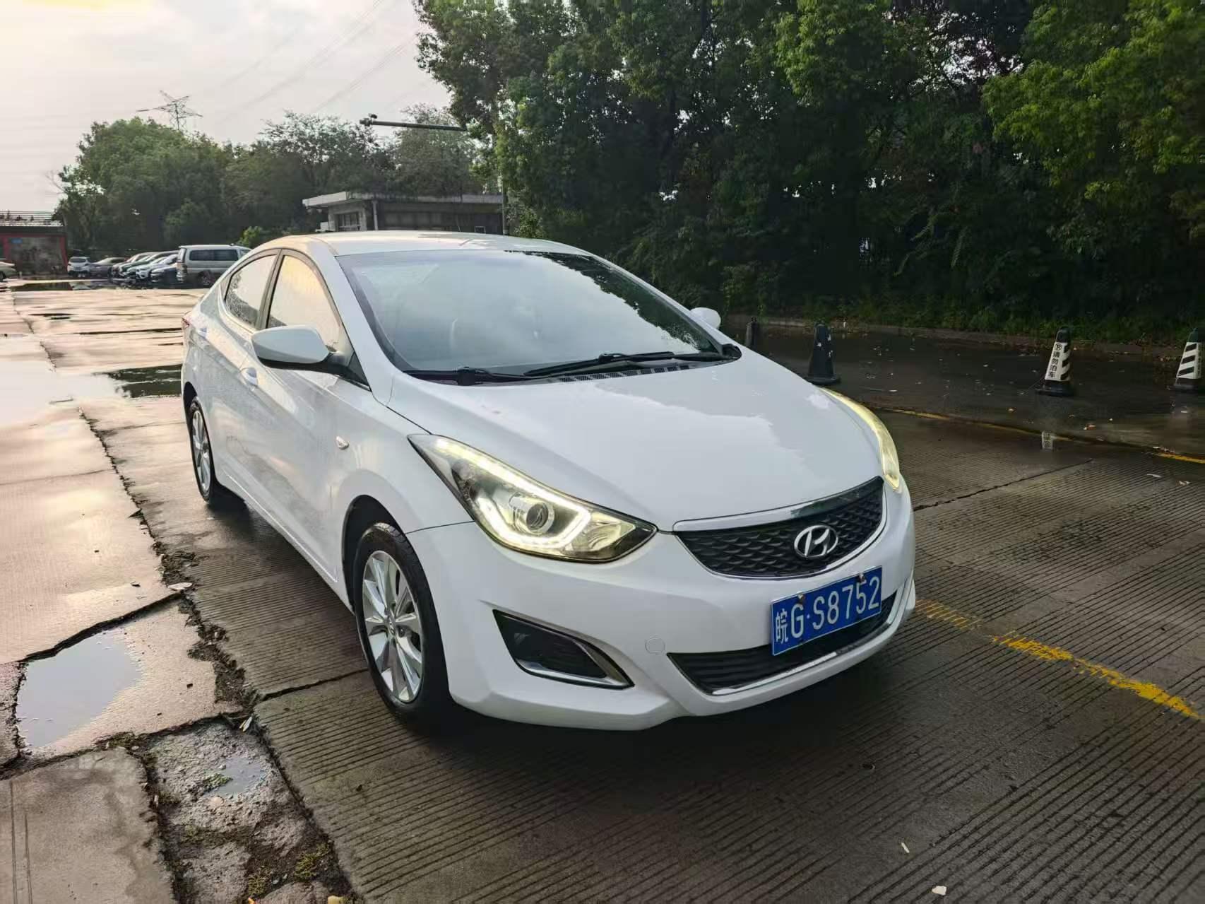 Hyundai Elantra 2016 thumb 10