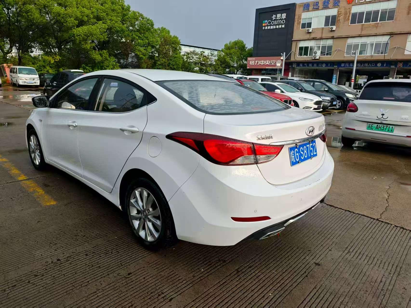 Hyundai Elantra 2016 thumb 11