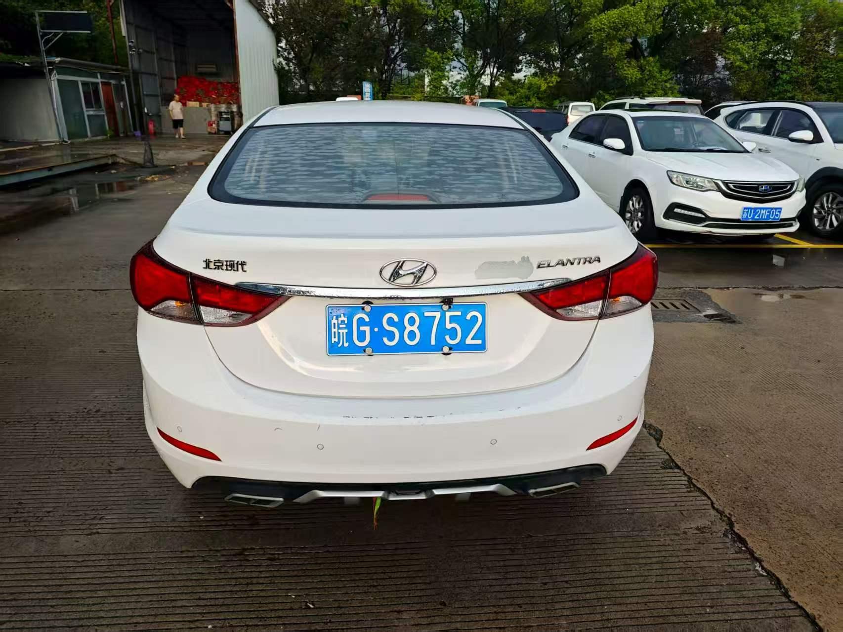 Hyundai Elantra 2016 thumb 12