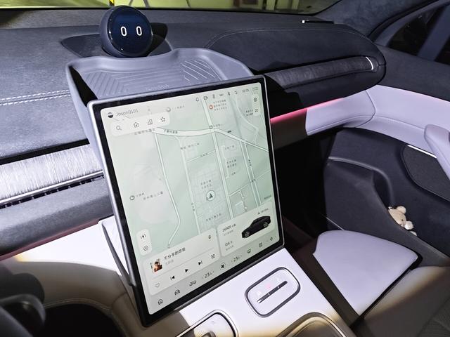 Nio EC6 2024 thumb 6
