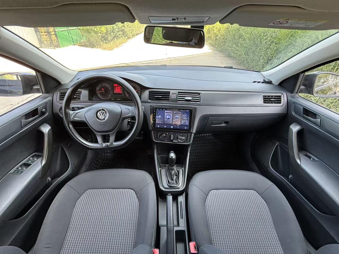 Volkswagen Santana 2019 thumb 6