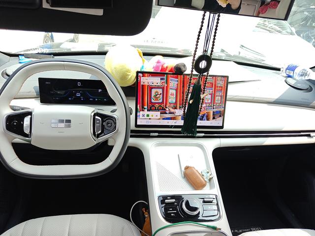 Geely Galaxy 7 EM-i 2025 thumb 3