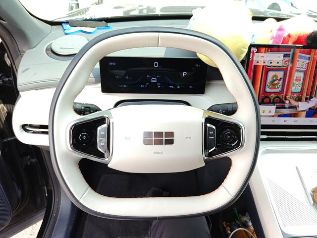 Geely Galaxy 7 EM-i 2025 thumb 5