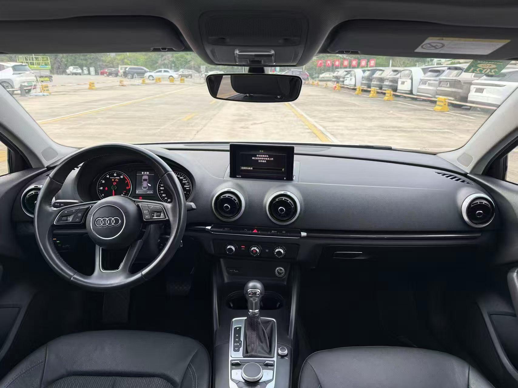 Audi A3 2019 thumb 6