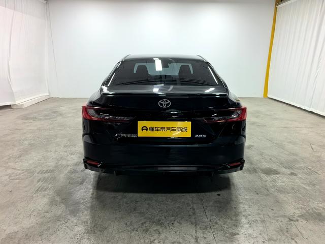 Toyota Camry 2024 thumb 4
