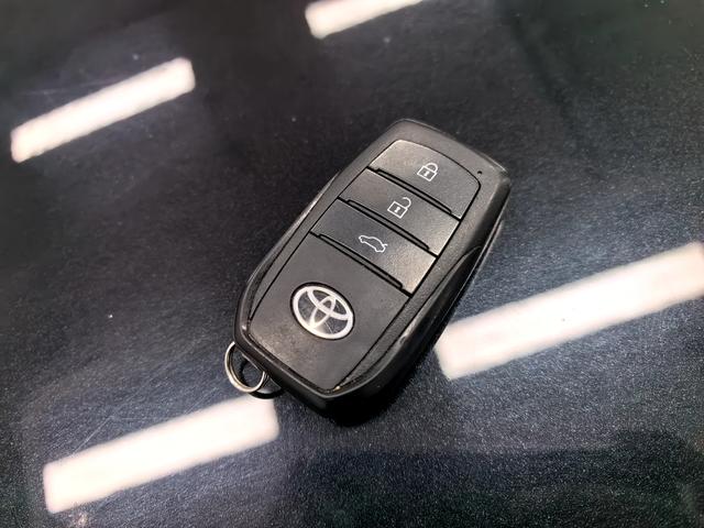 Toyota Camry 2024 thumb 9