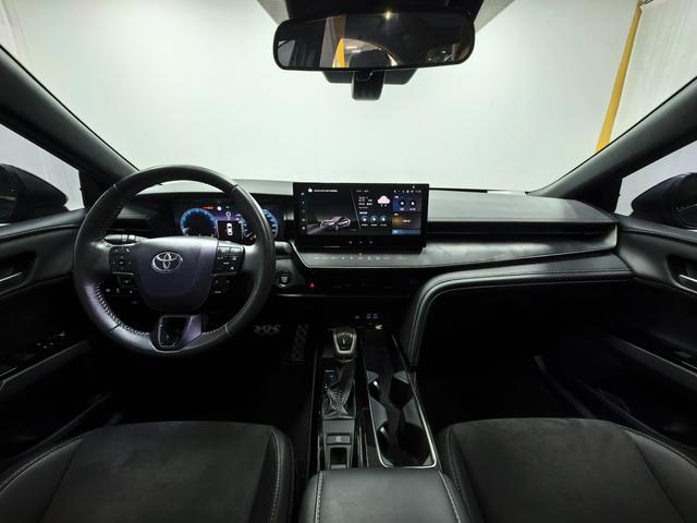 Toyota Camry 2024 thumb 12