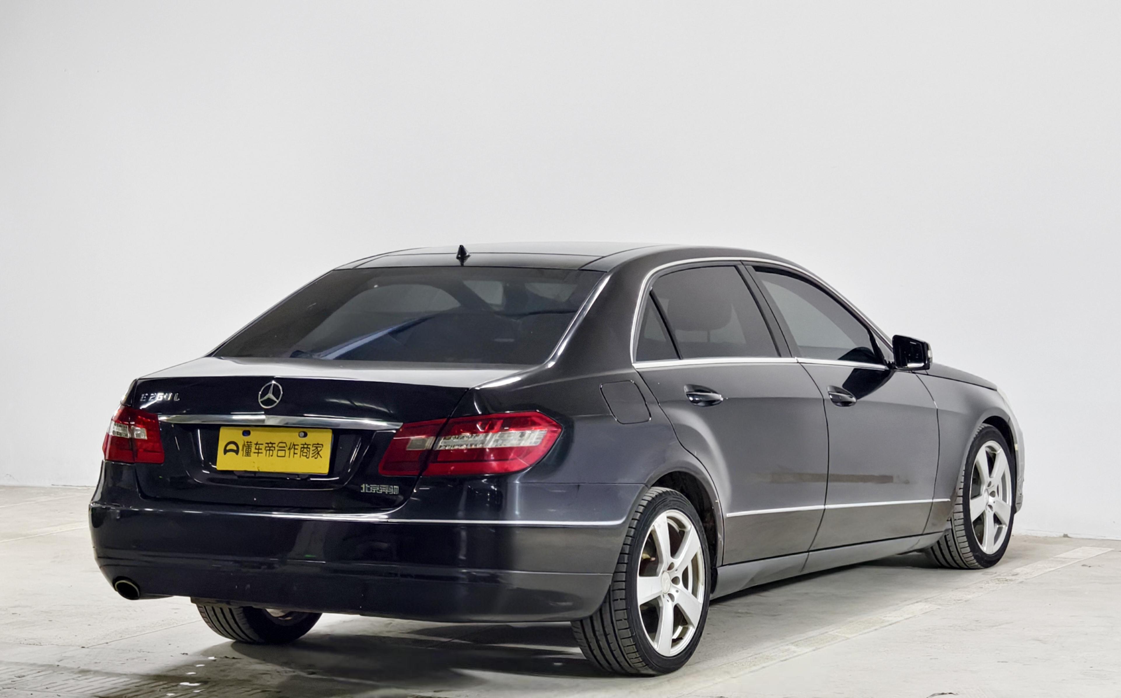 Mercedes-Benz E-Класс 2013 thumb 5