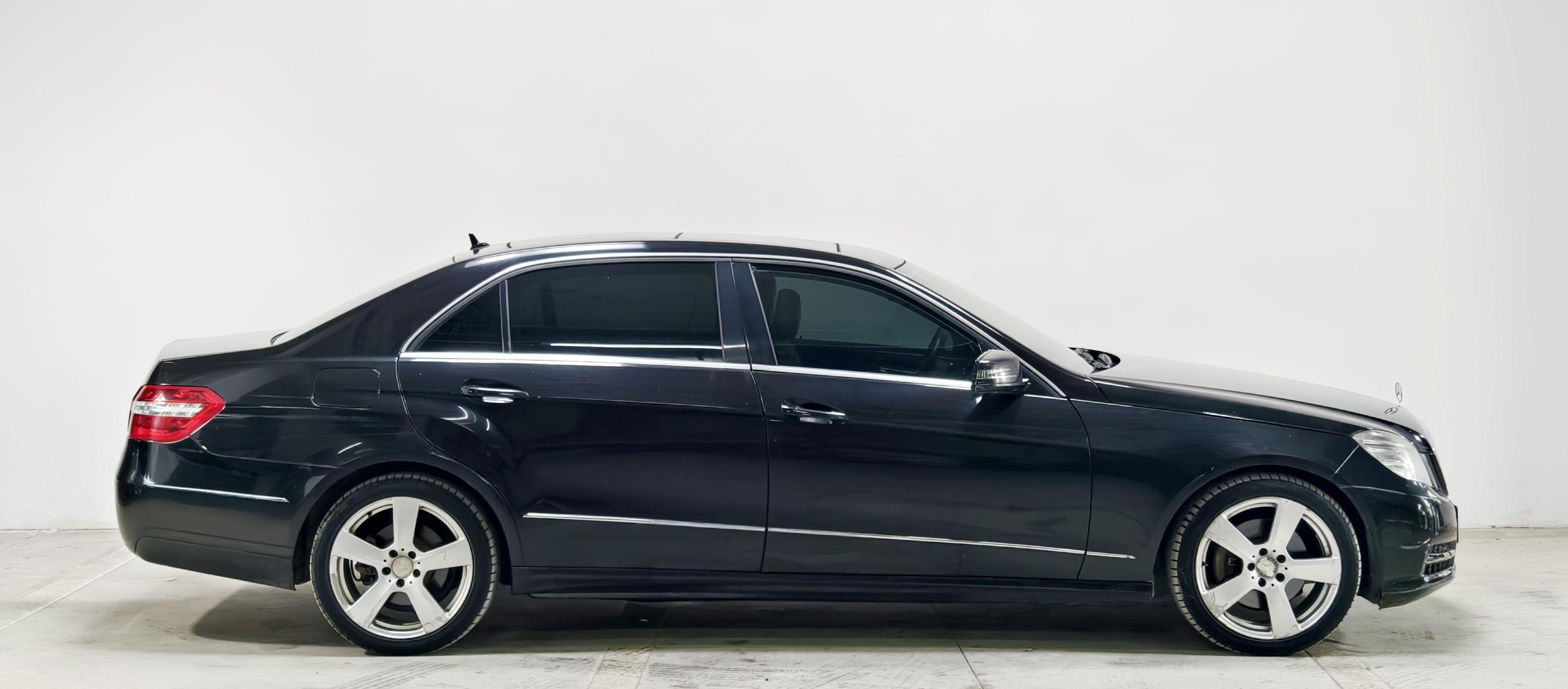 Mercedes-Benz E-Класс 2013 thumb 6