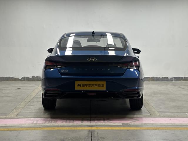 Hyundai Elantra 2022 thumb 4