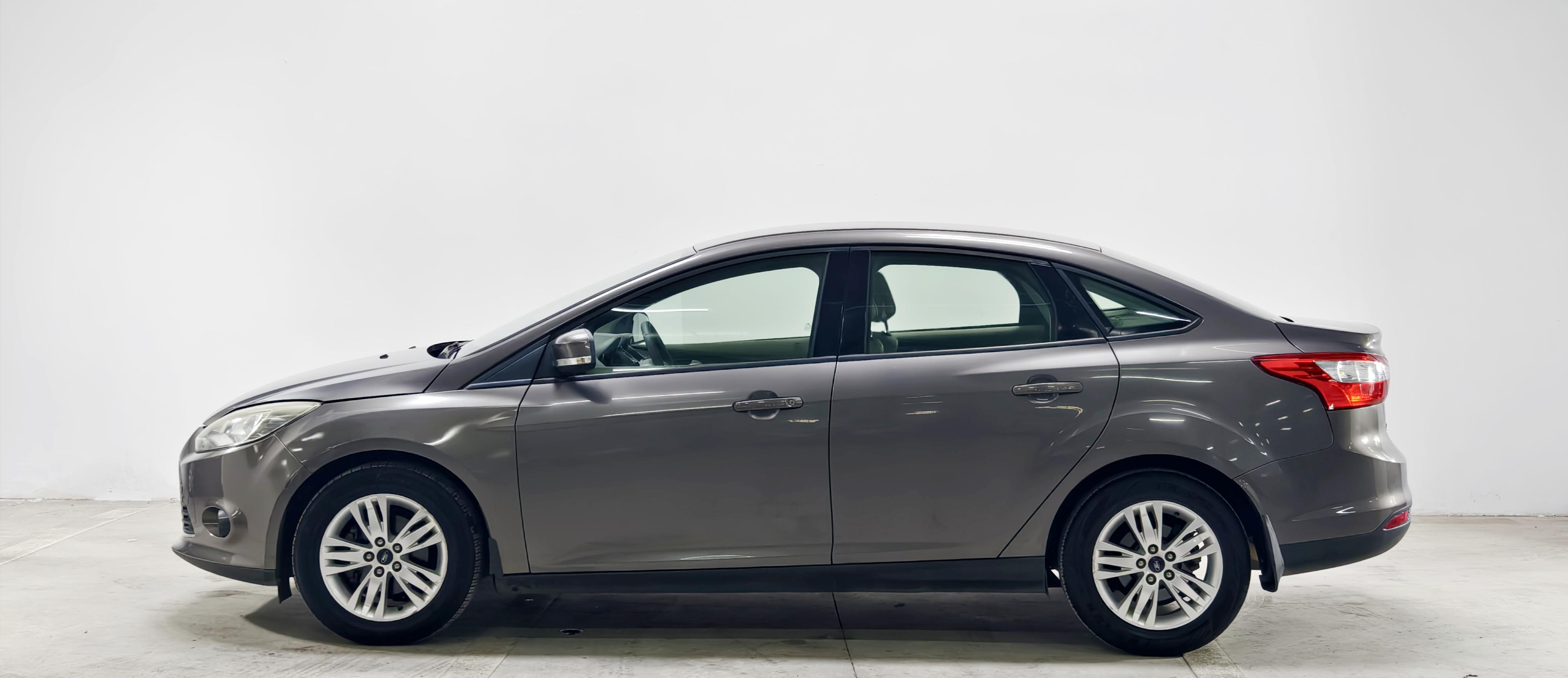 Ford Focus ST 2012 thumb 2