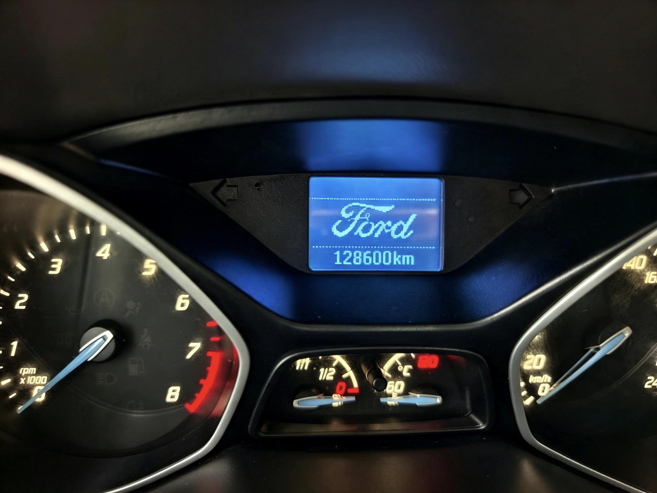 Ford Focus ST 2012 thumb 9