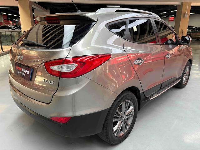Hyundai ix35 2013 thumb 5